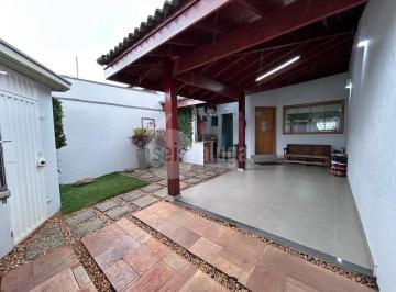 Casa · 134m² · 3 Quartos · 2 Vagas · Casa com 3 dormitórios à venda, 134m² por R$ 780.000,00 - Jardim Ipiranga - A...