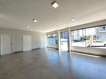 Casa · 270m² · 4 Vagas · Casa em Americana