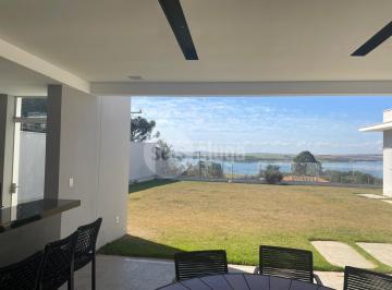 Casa · 729m² · 3 Quartos · 4 Vagas · Casa à Venda na Riviera Tamborlim, Americana: 3 Suítes