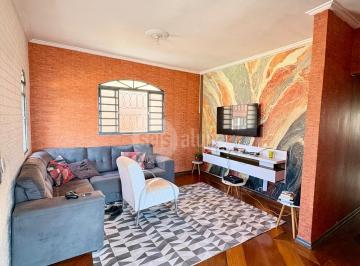 Casa · 156m² · 4 Quartos · 4 Vagas · Casa à Venda no Jardim Brasil, Americana: 4 Quartos, 156m², R$599mil