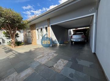 Casa · 130m² · 3 Quartos · 4 Vagas · Casa com 3 dormitórios à venda, 130m² por R$ 465.000,00 - Vila Amorim - Ameri...