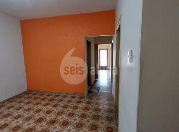 Casa · 3 Quartos · 4 Vagas · Casa e salão comercial à venda ponto estratégico para comércio. Próximo a Cai...