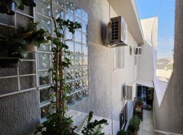 Casa · 176m² · 3 Quartos · 2 Vagas · Casa em Americana