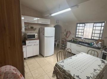 Casa · 158m² · 3 Quartos · 2 Vagas · Casa em Jardim São Domingos - Americana