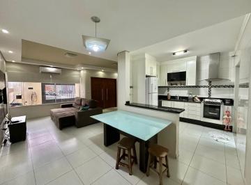 Casa · 101m² · 3 Quartos · 2 Vagas · Casa em Americana