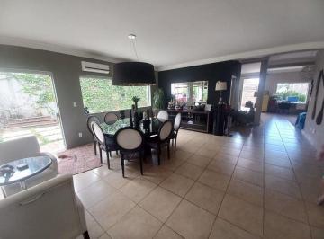 Casa · 600m² · 4 Quartos · 10 Vagas · Casa em Nova Odessa