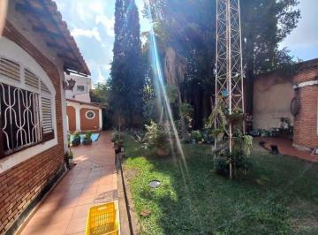Casa · 250m² · 5 Quartos · 4 Vagas · Casa em Americana