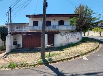 Casa · 220m² · 5 Quartos · 5 Vagas · Casa em Americana