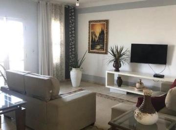 Casa · 273m² · 3 Quartos · 4 Vagas · Casa em Werner Plaas - Americana