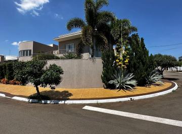 Casa · 258m² · 3 Quartos · 5 Vagas · Casa em Americana