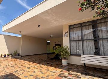 Casa · 243m² · 3 Quartos · 4 Vagas · Casa à Venda no Jardim São Paulo, Americana – 3 Dorms, 2 Suítes, 243m²