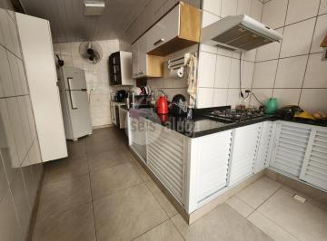 Casa · 140m² · 2 Quartos · 2 Vagas · Casa venda 2 dormitórios (sendo 1 suíte) no Bertini Americana com permuta