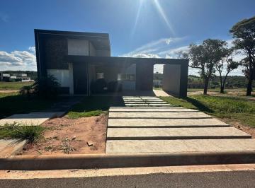 Casa · 162m² · 3 Quartos · Casa à Venda em Paranapanema, 3 Quartos, 162m², R$699mil