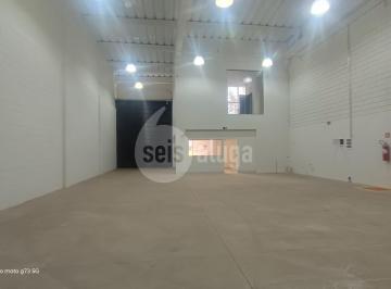 Comercial · 326m² · 4 Vagas · Galpão Industrial para Locação em Americana - 326m² no Machadinho