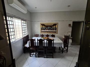 Casa · 200m² · 2 Quartos · 3 Vagas · Casa em Residencial Furlan - Santa Bárbara D'oeste
