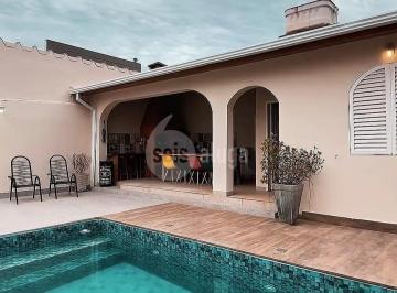 Casa · 400m² · 3 Quartos · Casa à Venda em Vila Frezzarin, Americana | 3 Dorms, 400m², R$1,2Mi