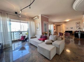 Apartamento · 230m² · 3 Quartos · 2 Vagas · Apartamento de 230m² à venda no Centro de Americana – 3 Suítes