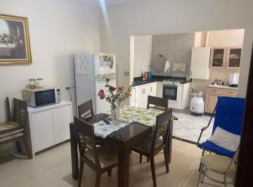 Casa · 140m² · 3 Quartos · 2 Vagas · Casa em Americana