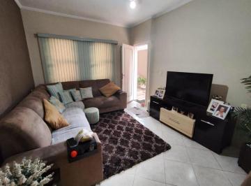Casa · 300m² · 3 Quartos · 4 Vagas · Casa em Americana