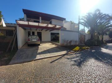 Casa · 206m² · 3 Quartos · 2 Vagas · Casa à Venda no Iate Clube Americana, 3 Suítes, 206m²