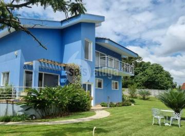 Casa · 312m² · 3 Quartos · 4 Vagas · Casa 312m2, com 3 suites, à venda no em Condomínio em Terras de Itaici, Indai...