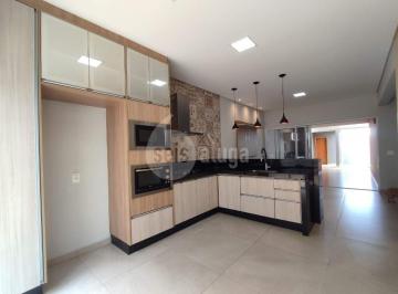Casa · 218m² · 3 Quartos · 2 Vagas · Casa à Venda em Jardim Bela Vista - 3 Dorms, 218m² por R$750k