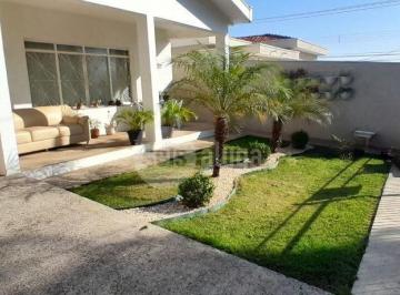 Casa · 200m² · 3 Quartos · 4 Vagas · Casa com 3 dormitórios à venda, 200 m² por R$ 740.000,00 - Vila Louricilda - ...