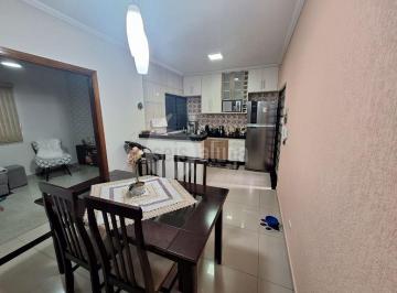 Casa · 150m² · 2 Quartos · 2 Vagas · Casa à Venda em Jaguari - 150m², 2 Dorms, 1 Suíte, R$460k