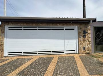 Casa · 220m² · 3 Quartos · 2 Vagas · Sobrado em Americana