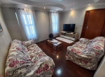 Casa · 175m² · 3 Quartos · 3 Vagas · Casa em Americana