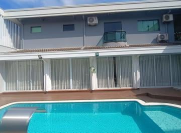 Casa · 372m² · 4 Quartos · 2 Vagas · Casa em Vila Cordenonsi - Americana