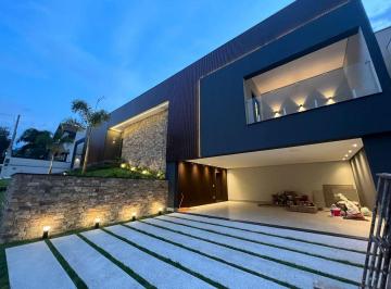 Casa · 403m² · 3 Quartos · 6 Vagas · Casa em Nova Odessa