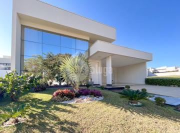 Casa · 236m² · 4 Quartos · 2 Vagas · Casa à Venda, 236m2, com 4 suites e piscina, no condomínio Residencial Duas M...