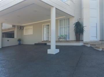 Casa · 430m² · 4 Quartos · 4 Vagas · Casa em Vila Cordenonsi - Americana