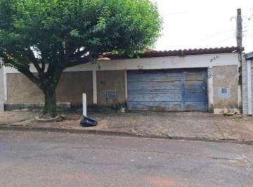 Casa de 2 quartos, Araraquara · Imóvel com 1 casa e 2 edículas, área total 250m² - Jd Roberto Selmi Dei - Araraquara/SP