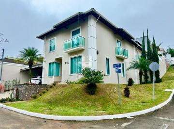 Casa · 300m² · 4 Quartos · 2 Vagas · Casa 4 quartos - São Pedro