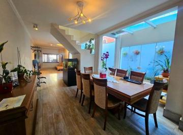 Casa · 100m² · 3 Quartos · 3 Vagas · Casa silenciosa e com grande quintal