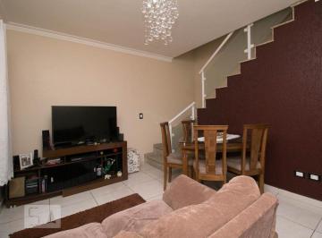 Esta casa em condomínio oferece um espaço de 65 metros quadrados, ideal para que · Casa à Venda - Vila Esperança, 2 Quartos, 65 m2