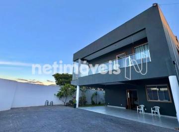 Casa · 172m² · 3 Quartos · 10 Vagas · Casa à Venda no Copacabana – 172 m²;, 3 Suítes, Escritório, Espaço Gourmet e 10 Vagas