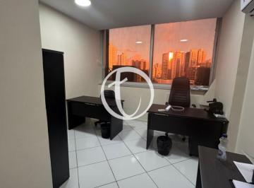 Comercial · 45m² · Comercial à venda - em Pernambués