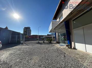 Apartamento · 1 Quarto · 1 Vaga · Apartamento com 1 quarto, 1 vaga em Centro (Pirabeiraba) por R$1.300+taxas/me...