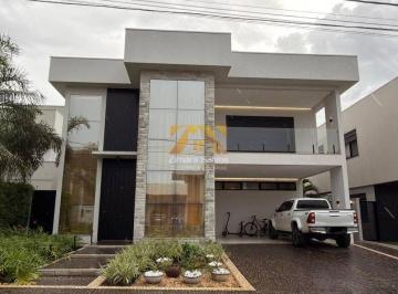 Casa · 416m² · 4 Quartos · Sobrado com 4 Quartos à Venda, Plano Diretor Sul - Palmas