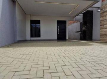Casa · 102m² · 3 Quartos · 2 Vagas · Casa com 3 Quartos à Venda, Plano Diretor Sul - Palmas