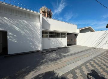 c694160d3f94749cb4942b48fe9ac31142ed447a · Casa com 4 dormitórios à venda, 239 m² por R$ 1.300.000,00 - Centro - Americana/SP