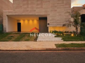 Casa · 270m² · 4 Quartos · 3 Vagas · Casa de condomínio em Avenida Vereador Carlito Cordeiro - Laranjeiras - Uberlândia/MG