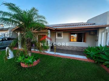 Casa · 127m² · 2 Quartos · 2 Vagas · Casa em Victorio Sperotto - Centro - Balneário Pinhal/RS