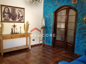 Casa de 4 quartos, São José dos Campos · Casa em Rua Tremembê - Vila Nair - São José dos Campos/SP