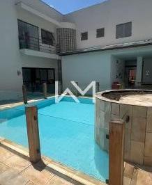 Casa · 490m² · 5 Quartos · 4 Vagas · Sobrado Comercial para Locação no Parque Renato Maia | Ideal para Clínicas, Escritórios e Escolas