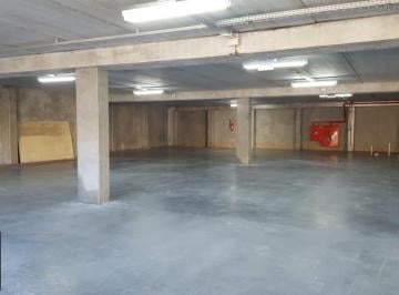 Comercial · 350m² · 1 Quarto · 4 Vagas · Comercial para aluguel - em Hípica