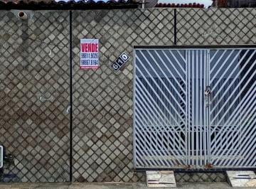 Casa de 2 quartos, Caucaia · Casa de 120 m² com 2 quartos à venda em Parque Albano